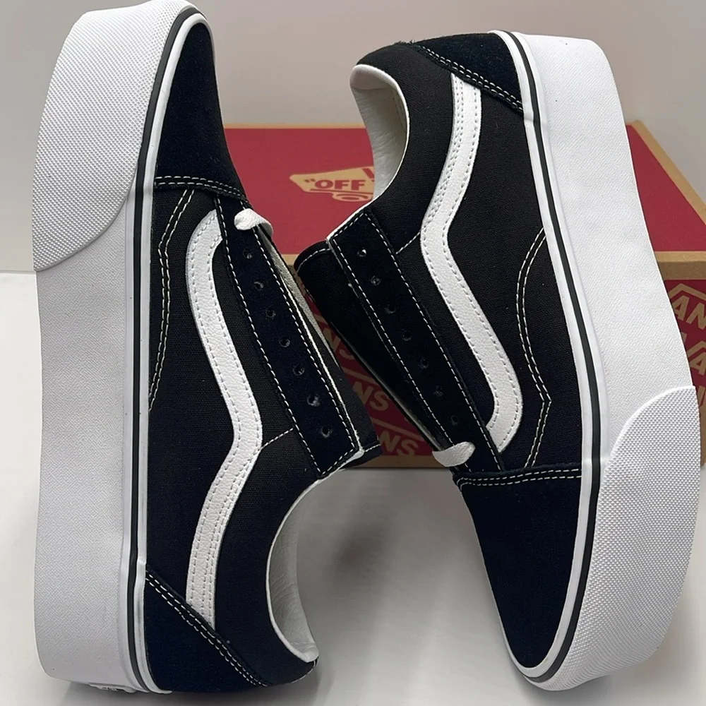 Vans Women’s Old Skool Stackform Suede/Canvas Black/True W VN0A7Q5M6BT Platforms